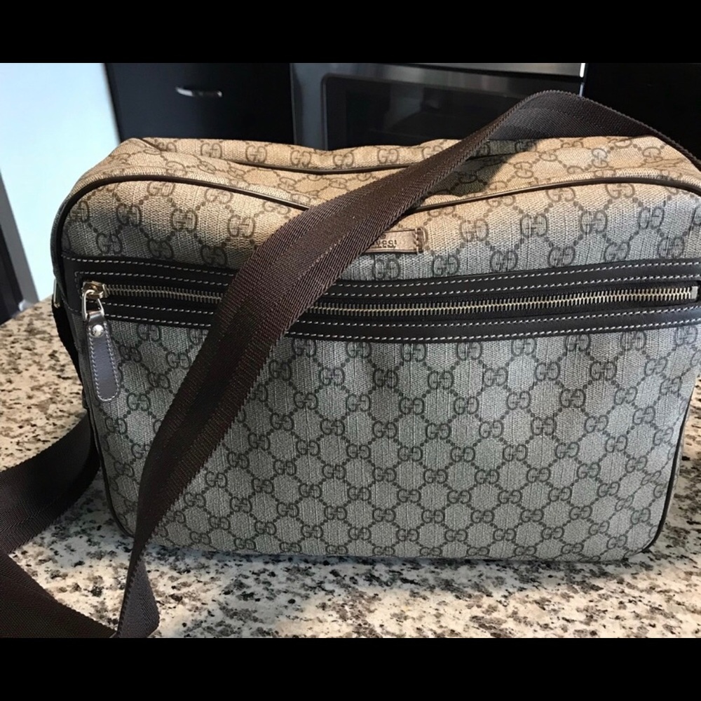 Authentic Gucci Messenger Bag